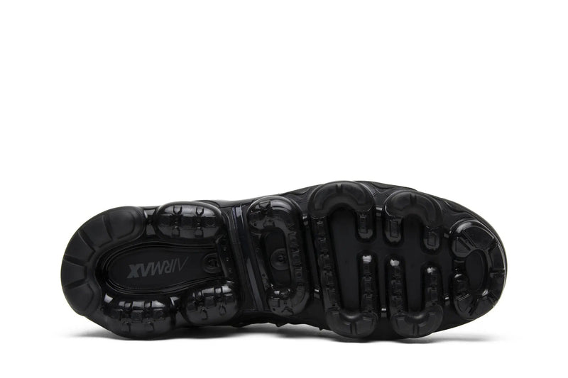 Nike Air VaporMax Plus 'Triple Black' – All-Black Futuristic Runner with Full-Length VaporMax Air
